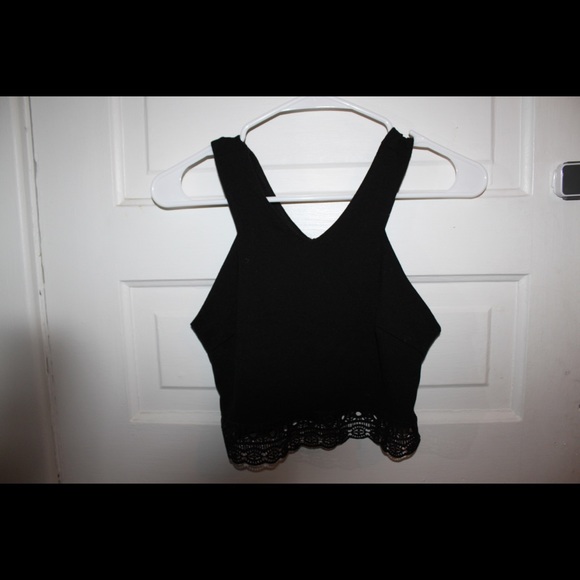 Crop top - Picture 1 of 2